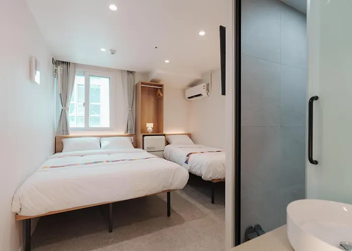 The Meomum Jongno Hostel *